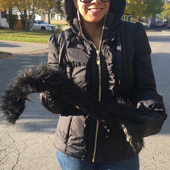 Black faux Fur Hood Clenched Waist Jacket - Picture 8 of 8